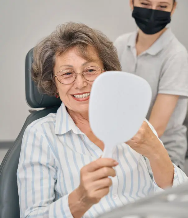 Benefits of Wearing Custom Fit Dentures