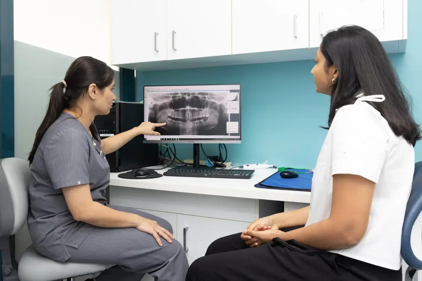 Full mouth imaging in one scan for efficient diagnostics