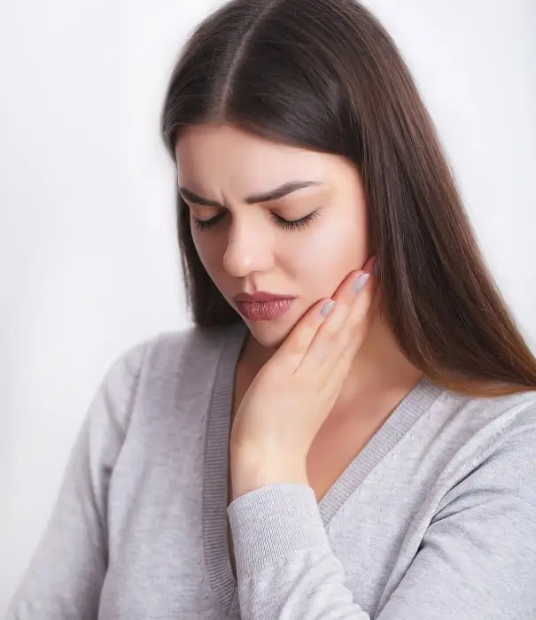 Ease Pain and Get Restoration for a Broken Tooth