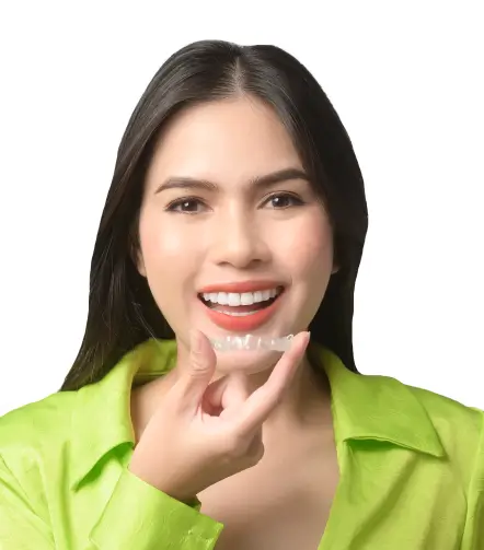 Discreet, Comfortable Teeth Straightening with Invisalign