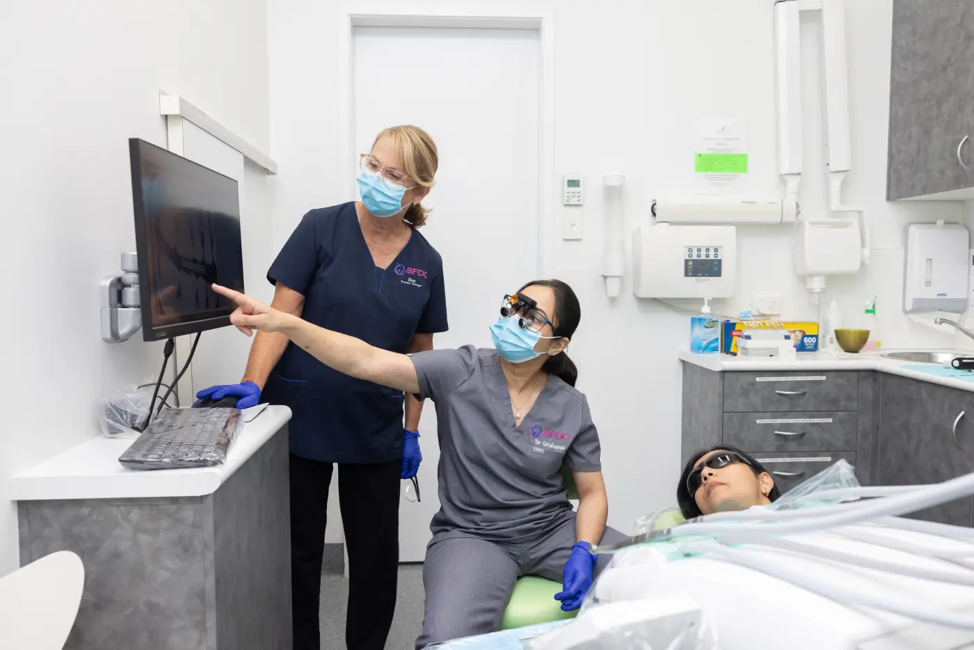 Detailed facial and dental photography for treatment planning